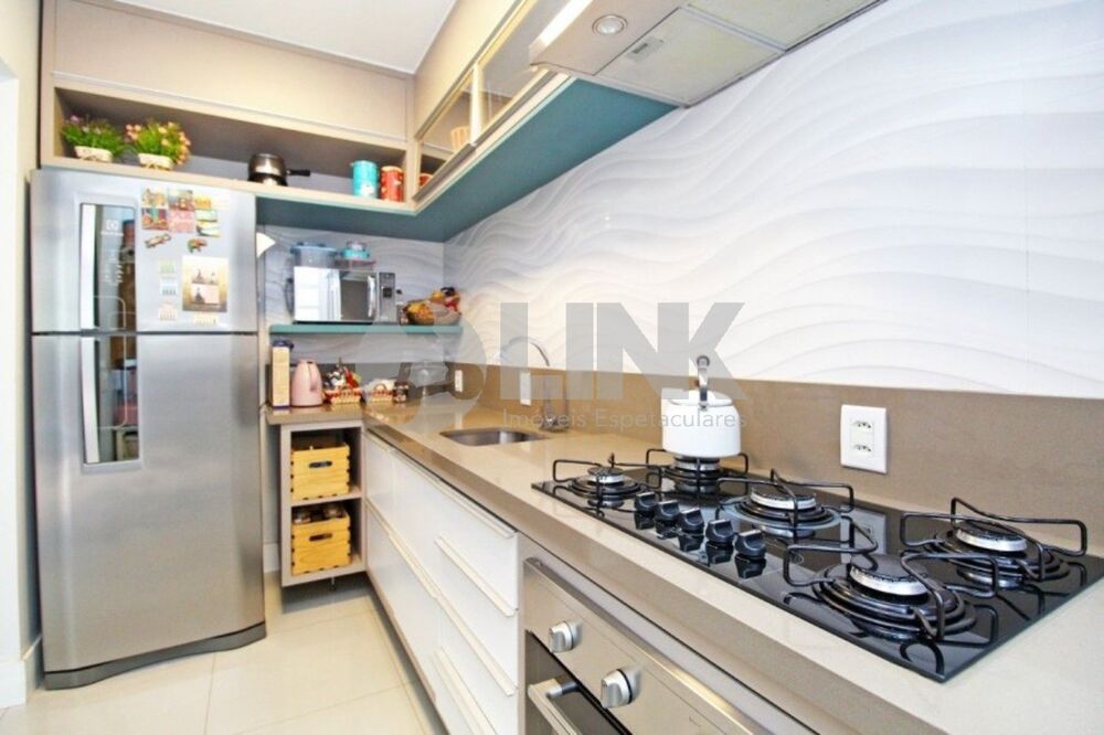 Casa à venda com 3 quartos, 181m² - Foto 12
