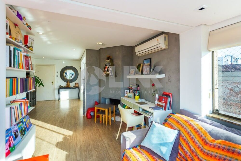Apartamento à venda com 2 quartos, 89m² - Foto 1
