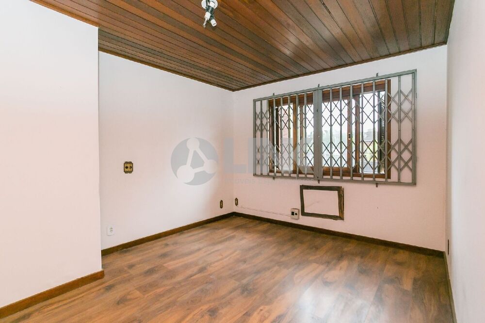 Casa à venda com 7 quartos, 750m² - Foto 4