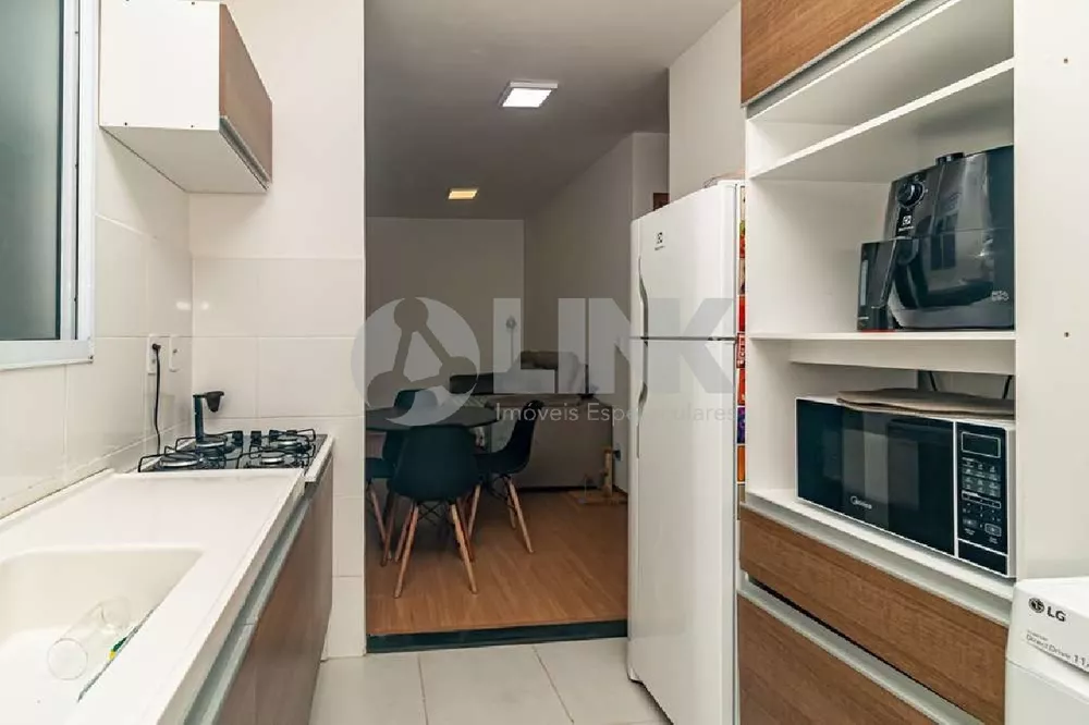 Apartamento à venda com 2 quartos, 41m² - Foto 4