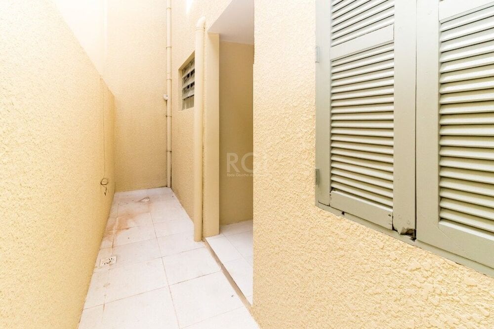 Apartamento à venda com 3 quartos, 228m² - Foto 6