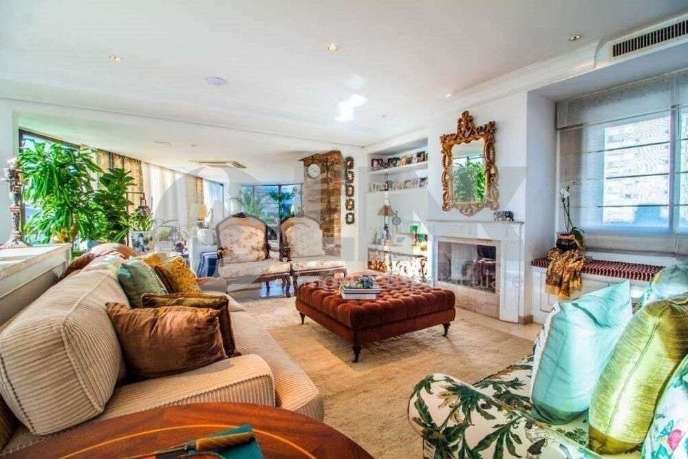 Apartamento, 3 quartos, 257 m² - Foto 1