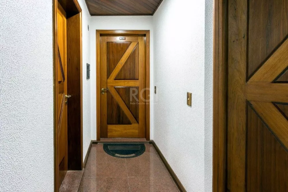 Apartamento à venda com 3 quartos, 153m² - Foto 2