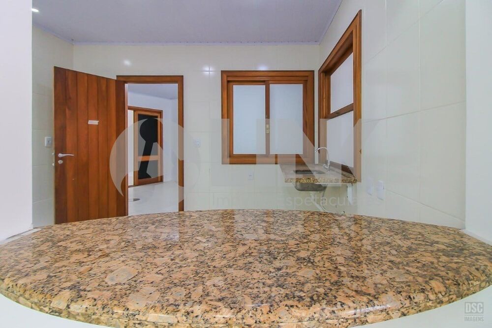Casa, 3 quartos, 258 m² - Foto 6