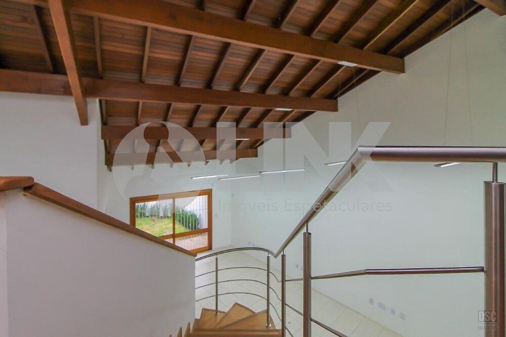 Casa, 3 quartos, 258 m² - Foto 8