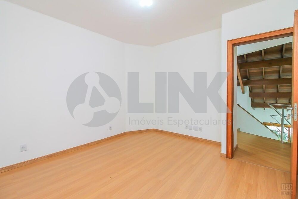 Casa, 3 quartos, 258 m² - Foto 12