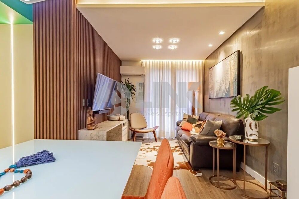 Apartamento à venda com 3 quartos, 70m² - Foto 1
