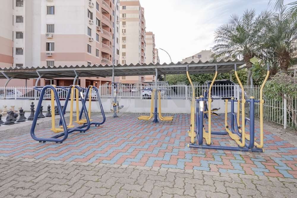 Apartamento à venda com 3 quartos, 70m² - Foto 9