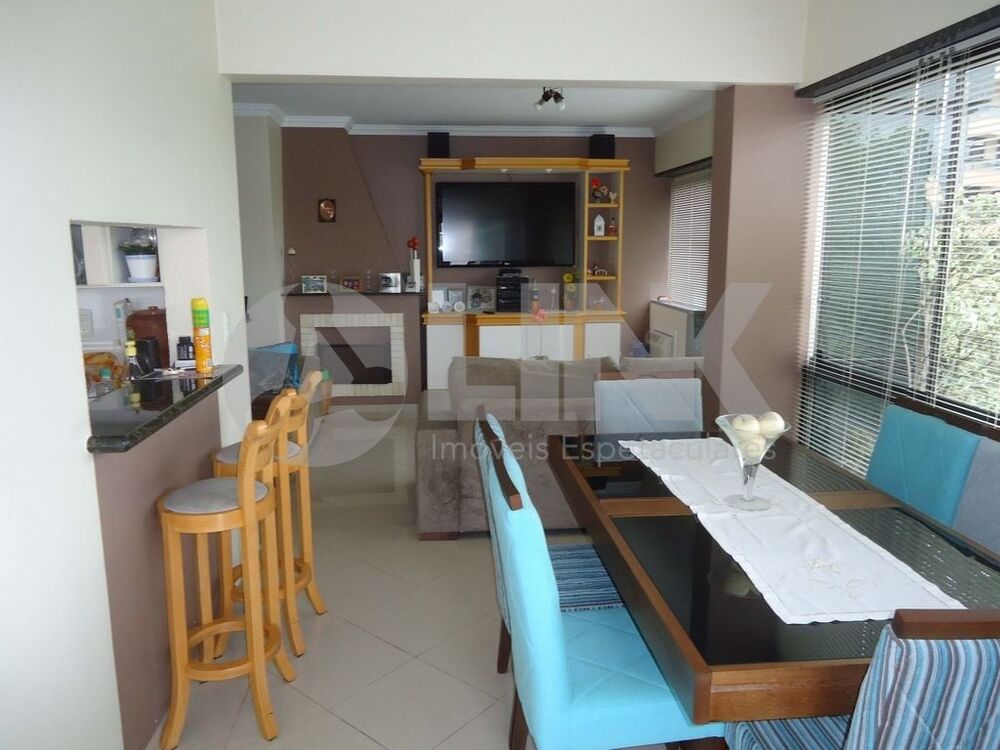 Apartamento, 3 quartos, 193 m² - Foto 2
