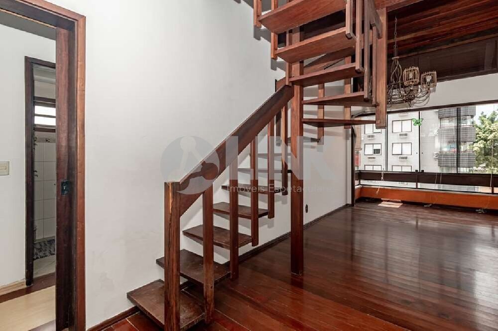 Cobertura, 3 quartos, 134 m² - Foto 2
