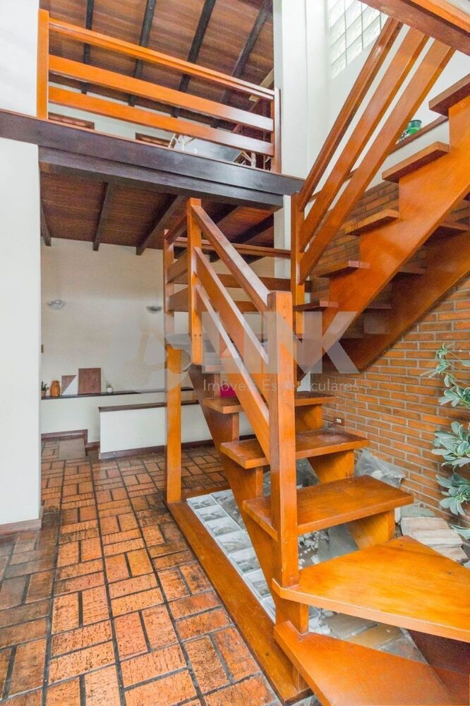 Casa à venda com 6 quartos, 410m² - Foto 19