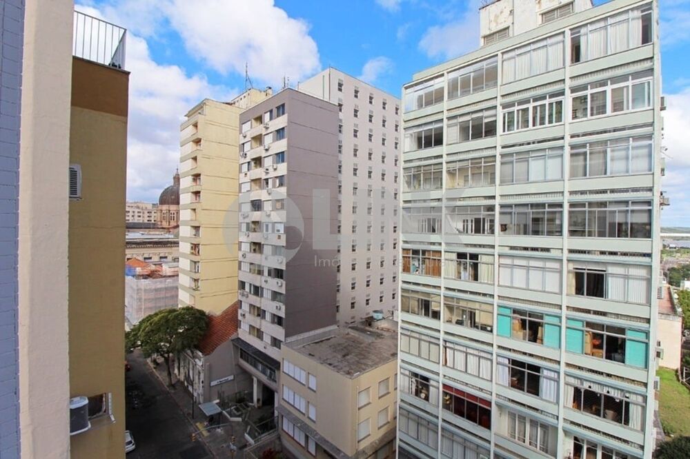 Apartamento à venda com 2 quartos, 66m² - Foto 11