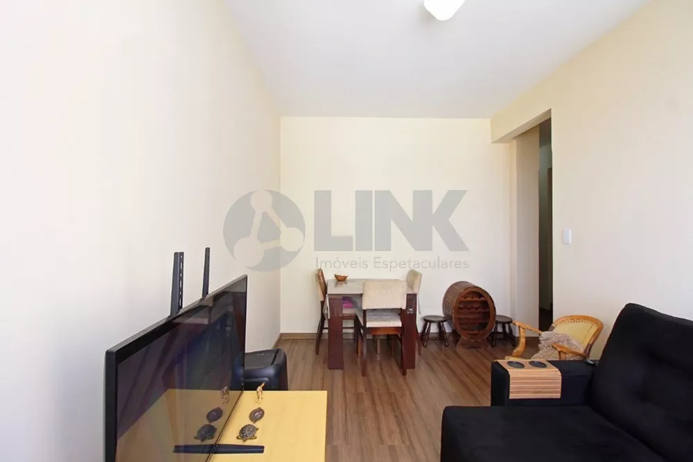 Apartamento à venda com 2 quartos, 66m² - Foto 4