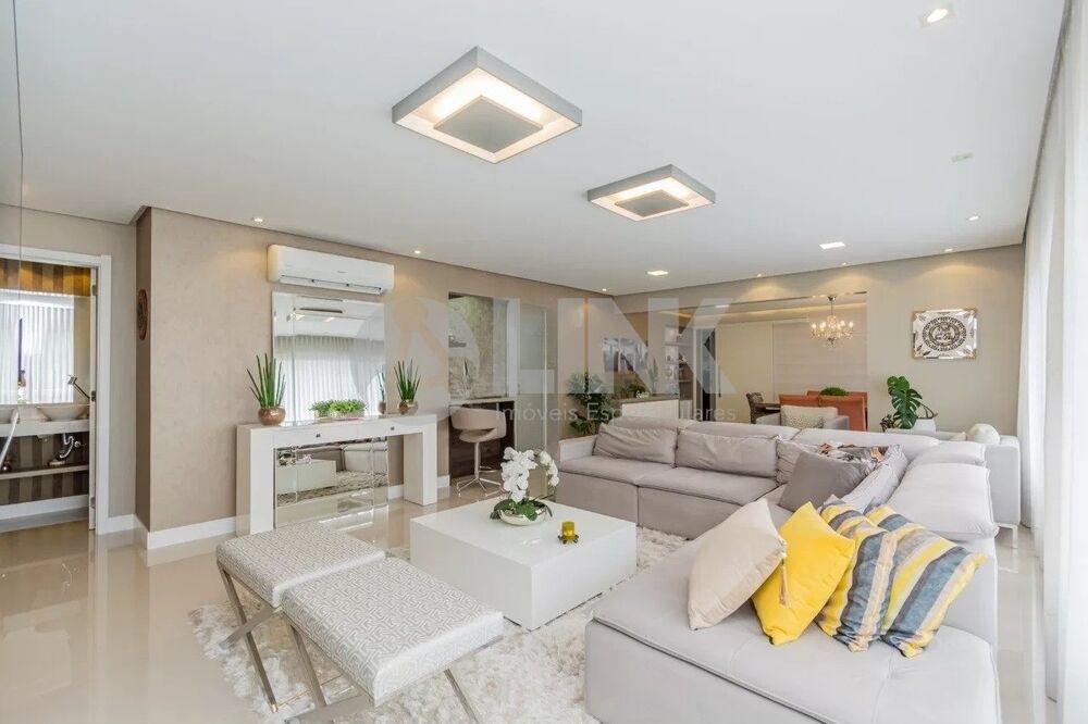 Apartamento, 3 quartos, 158 m² - Foto 1