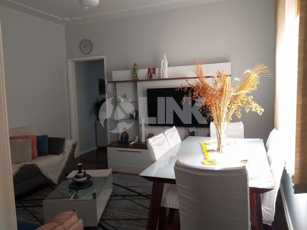 Apartamento à venda com 2 quartos, 60m² - Foto 1