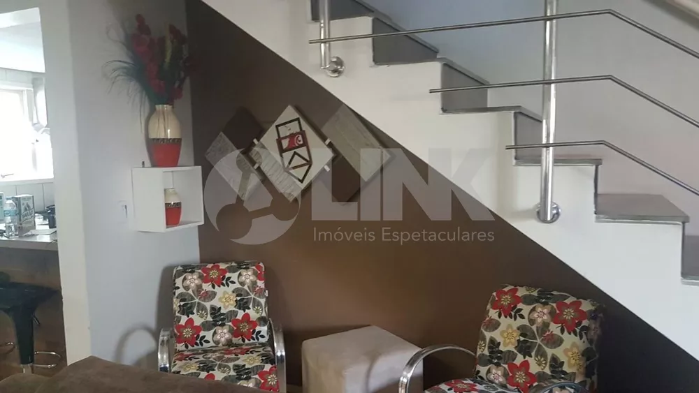 Casa à venda com 3 quartos, 165m² - Foto 4