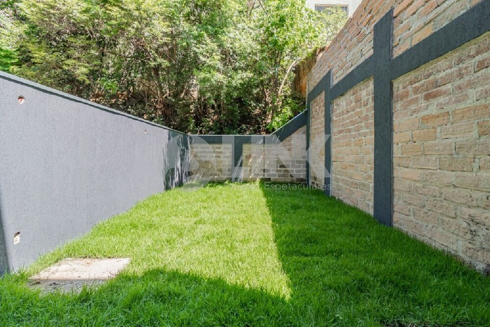 Casa à venda com 3 quartos, 210m² - Foto 4