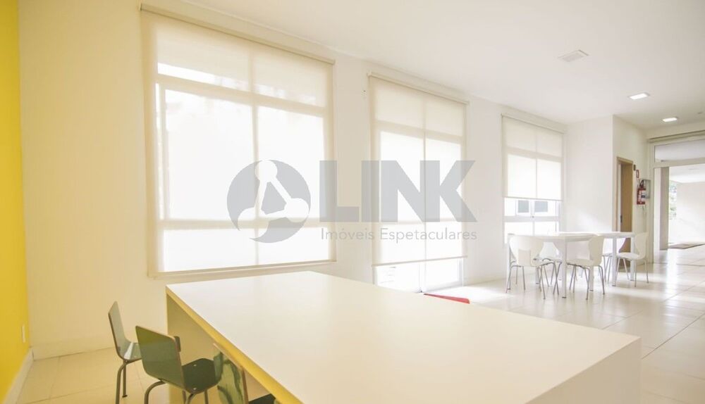 Apartamento à venda com 3 quartos, 74m² - Foto 19