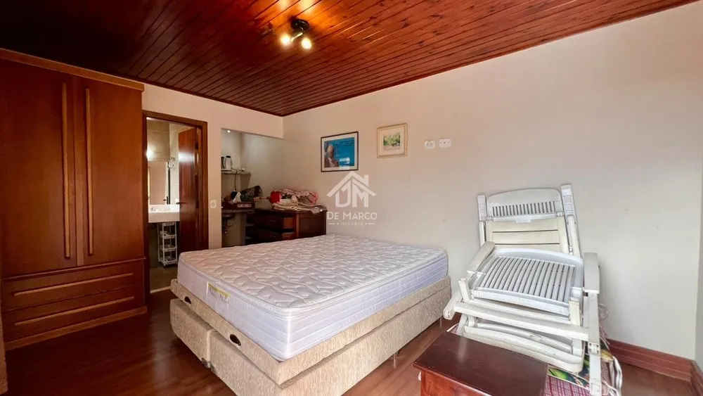 Casa, 4 quartos, 244 m² - Foto 4