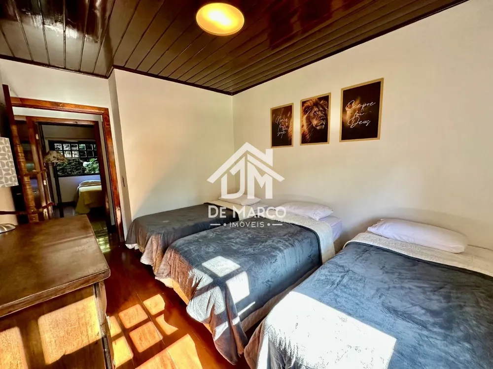 Casa, 4 quartos, 260 m² - Foto 11