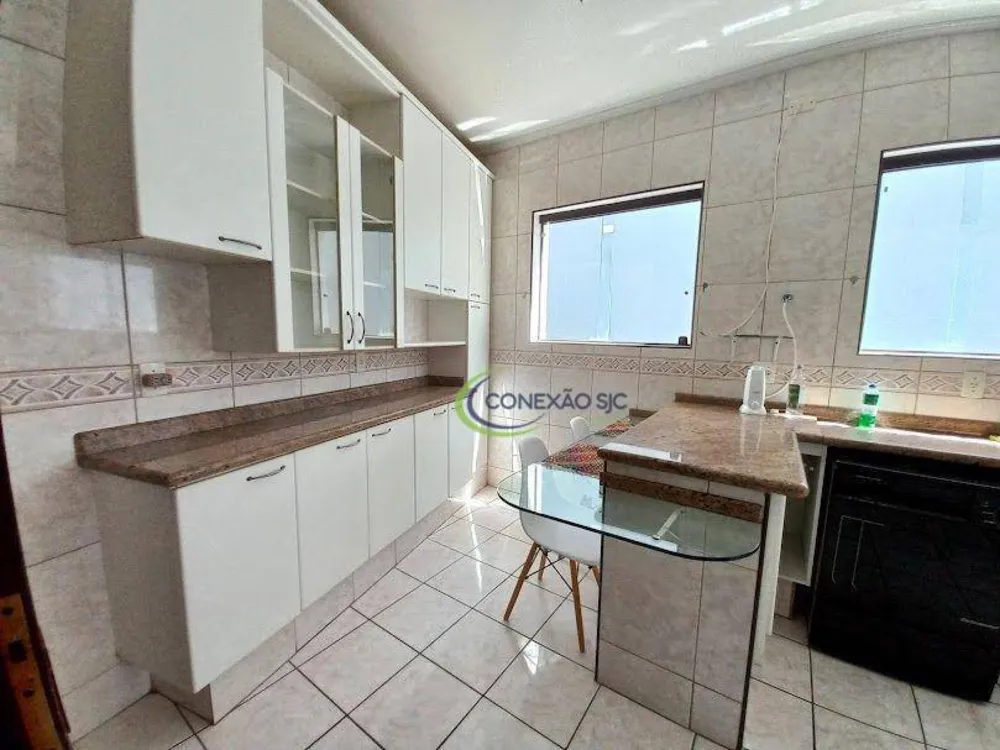 Sobrado, 4 quartos, 270 m² - Foto 4