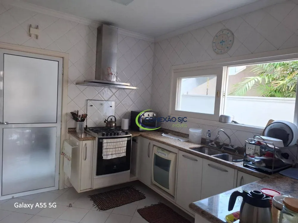 Sobrado, 3 quartos, 286 m² - Foto 6