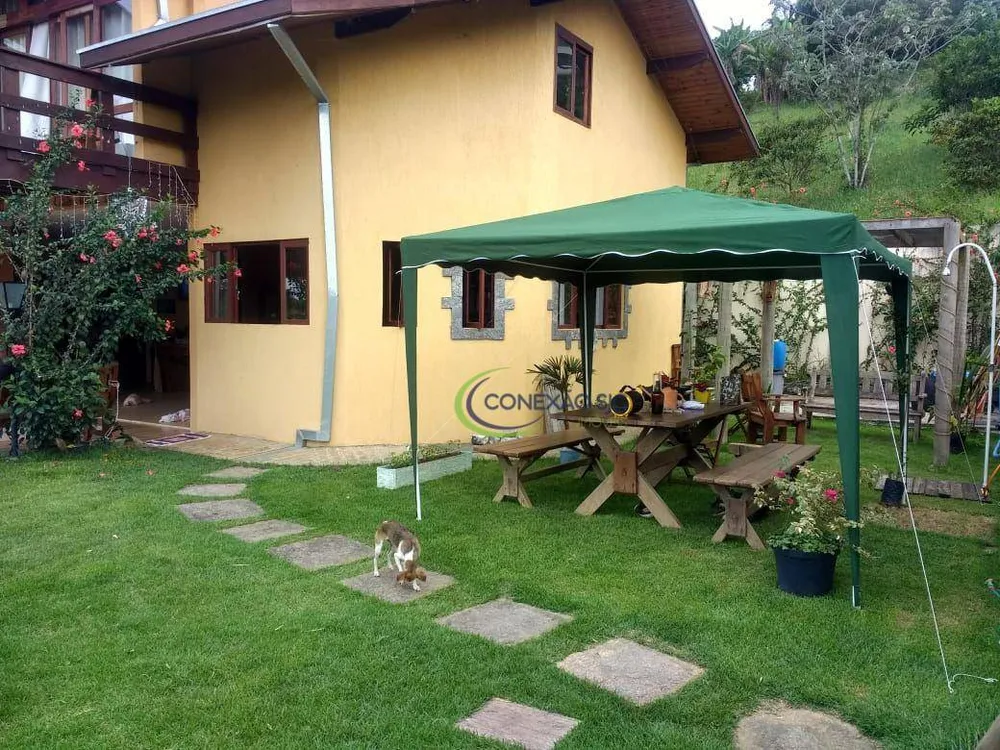 Chácara, 3 quartos, 2000 m² - Foto 1
