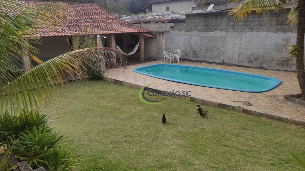 Chácara, 3 quartos, 2340 m² - Foto 1