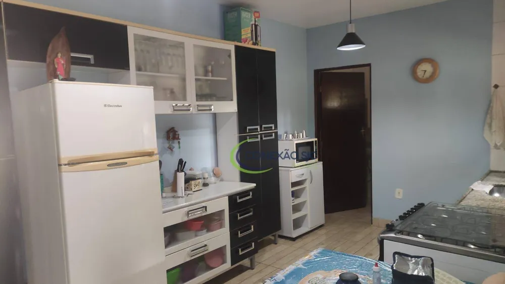 Chácara, 3 quartos, 2340 m² - Foto 2