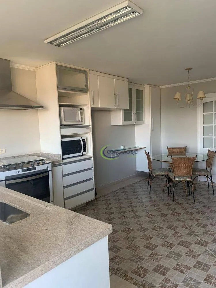 Apartamento, 3 quartos, 160 m² - Foto 2