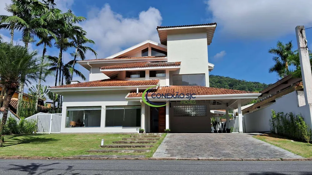 Sobrado, 4 quartos, 350 m² - Foto 1
