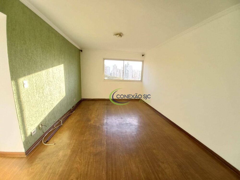 Apartamento à venda com 3 quartos, 82m² - Foto 2