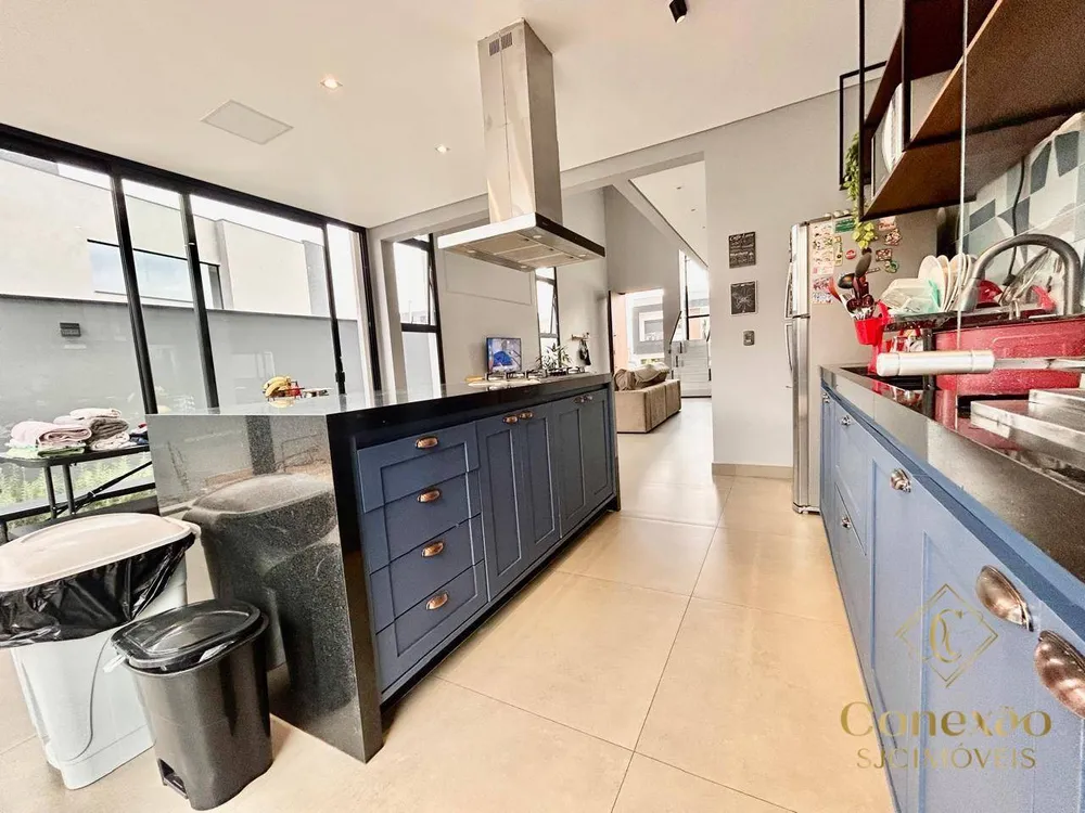 Sobrado, 4 quartos, 265 m² - Foto 2