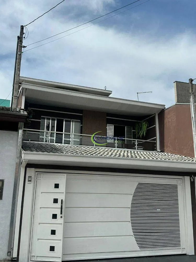 Sobrado, 3 quartos, 200 m² - Foto 1