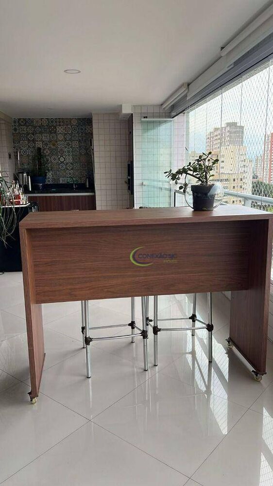 Apartamento para alugar com 3 quartos, 182m² - Foto 4