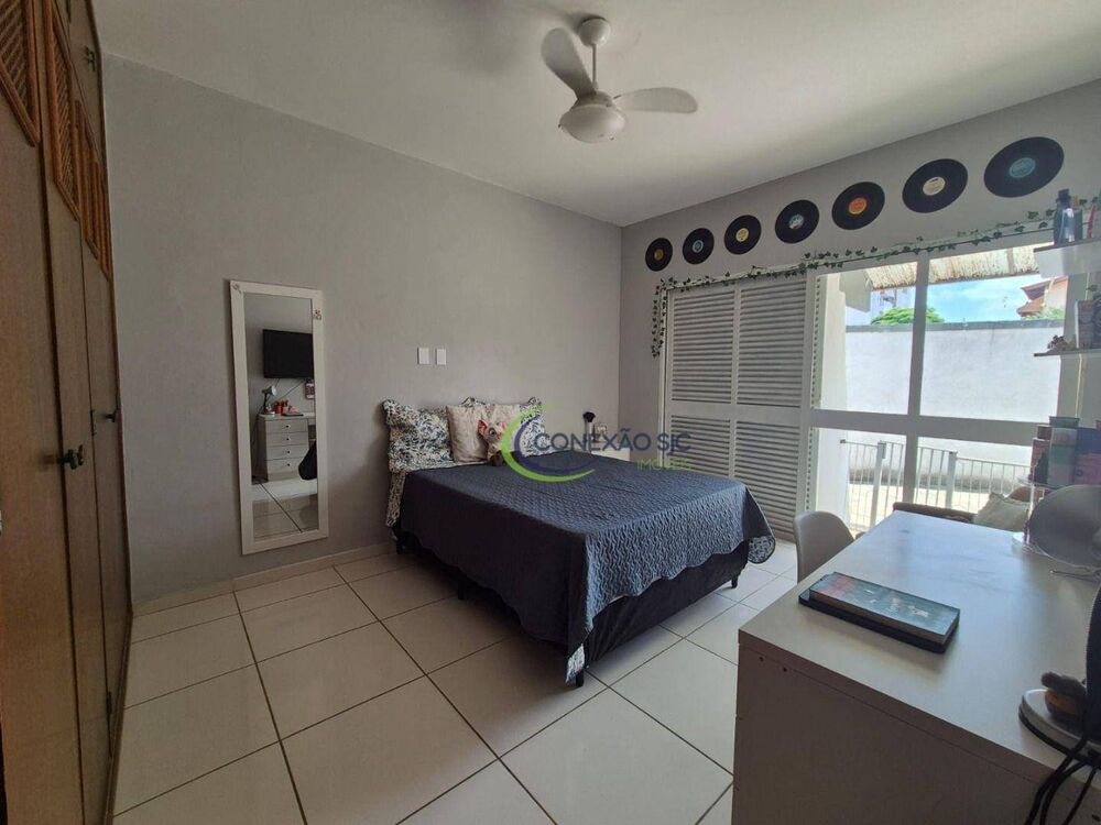 Casa à venda com 4 quartos, 242m² - Foto 5