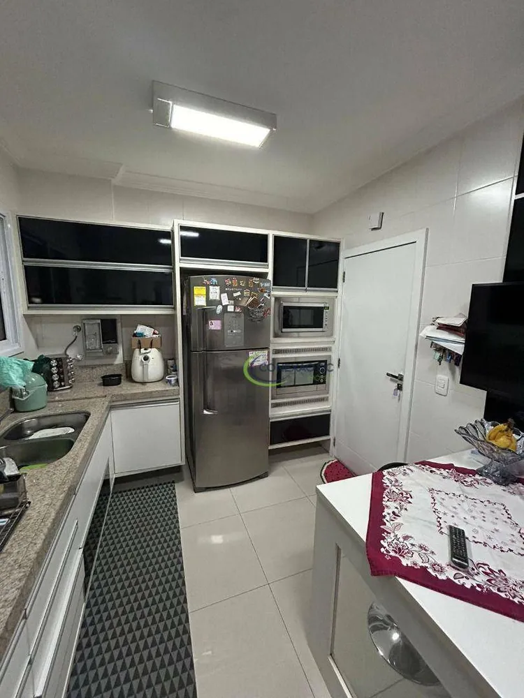 Apartamento, 3 quartos, 156 m² - Foto 1