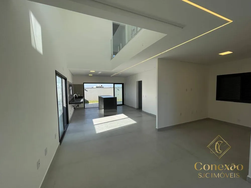 Sobrado, 3 quartos, 218 m² - Foto 2