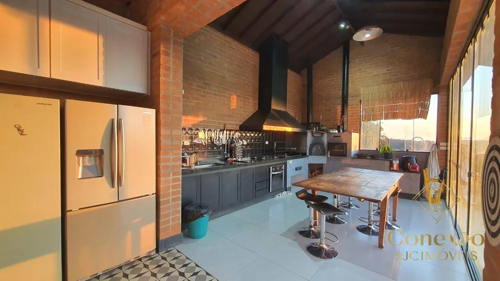 Casa, 5 quartos, 3000 m² - Foto 2