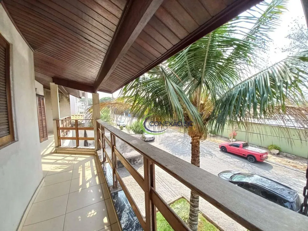 Sobrado, 4 quartos, 222 m² - Foto 1