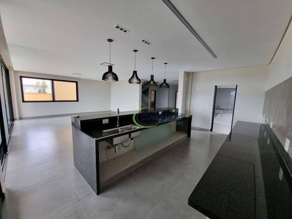 Sobrado, 4 quartos, 382 m² - Foto 1