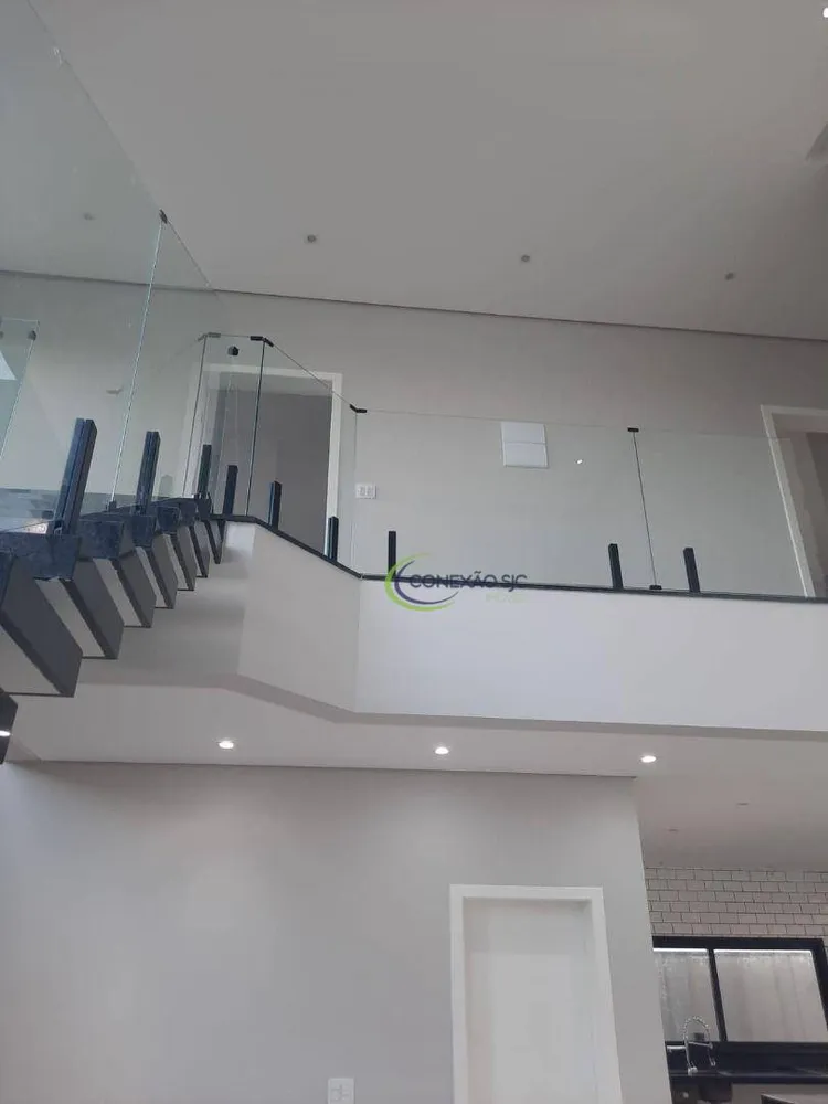 Sobrado, 3 quartos, 224 m² - Foto 2