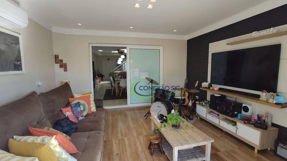 Sobrado, 4 quartos, 300 m² - Foto 2