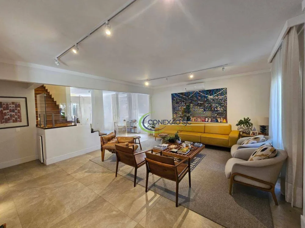Sobrado, 5 quartos, 420 m² - Foto 1