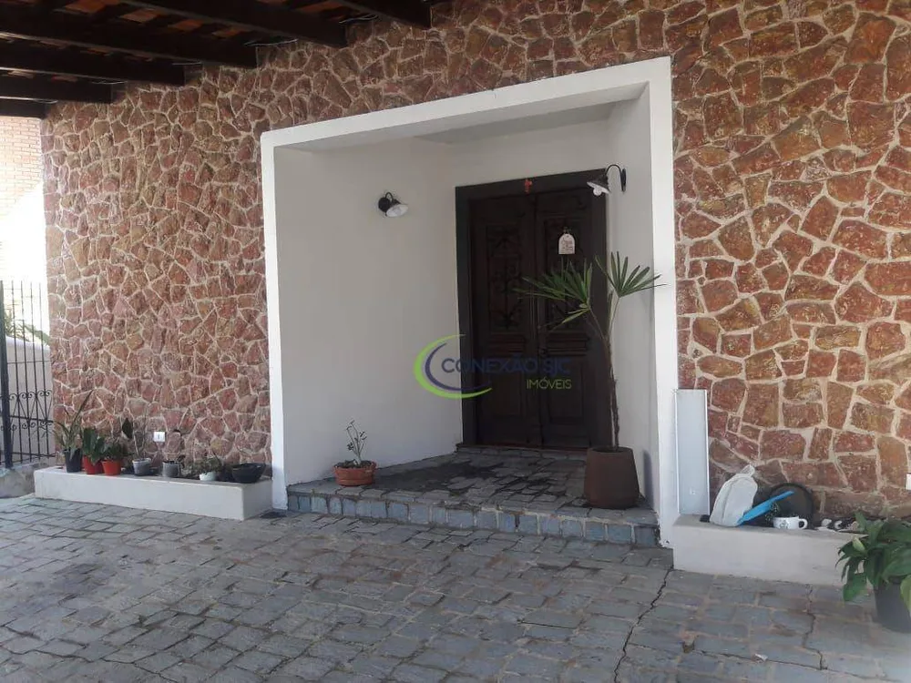 Sobrado, 3 quartos, 375 m² - Foto 1