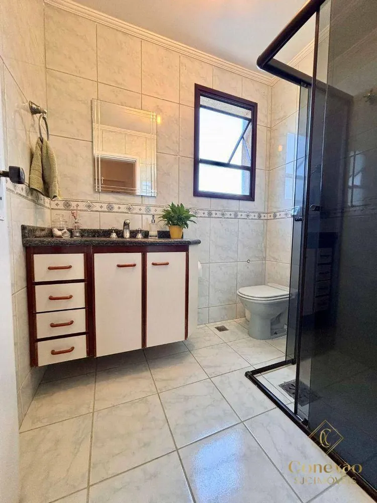 Apartamento, 3 quartos, 134 m² - Foto 4