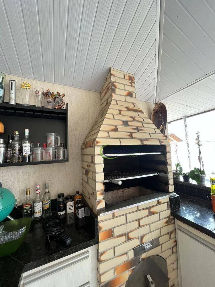 Sobrado, 3 quartos, 240 m² - Foto 1