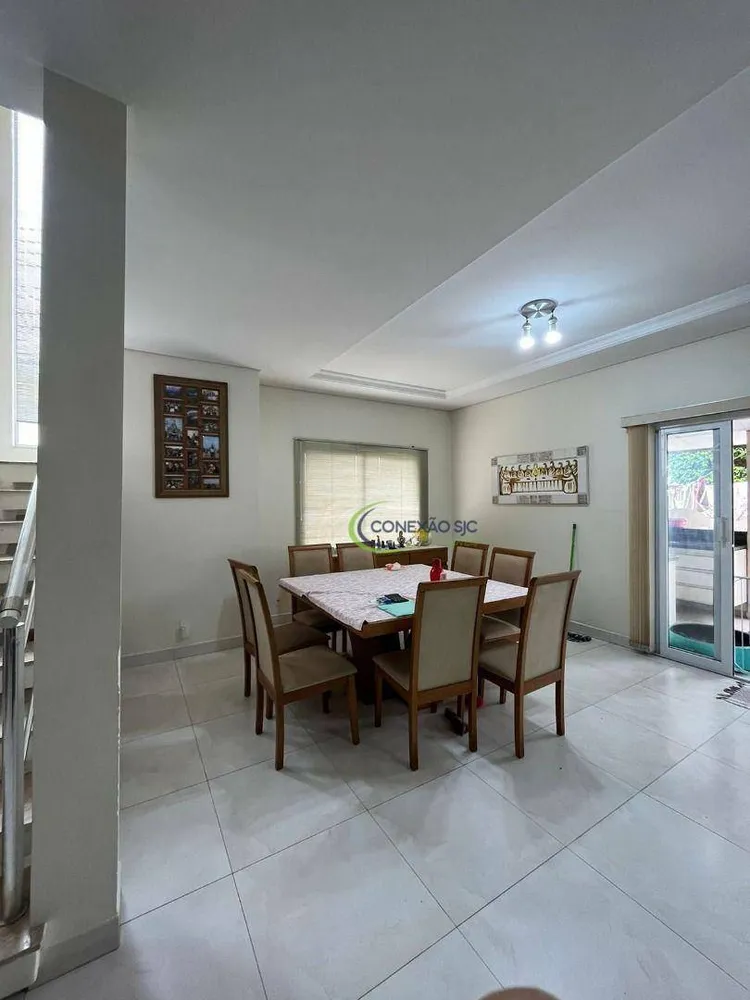 Sobrado, 3 quartos, 240 m² - Foto 1