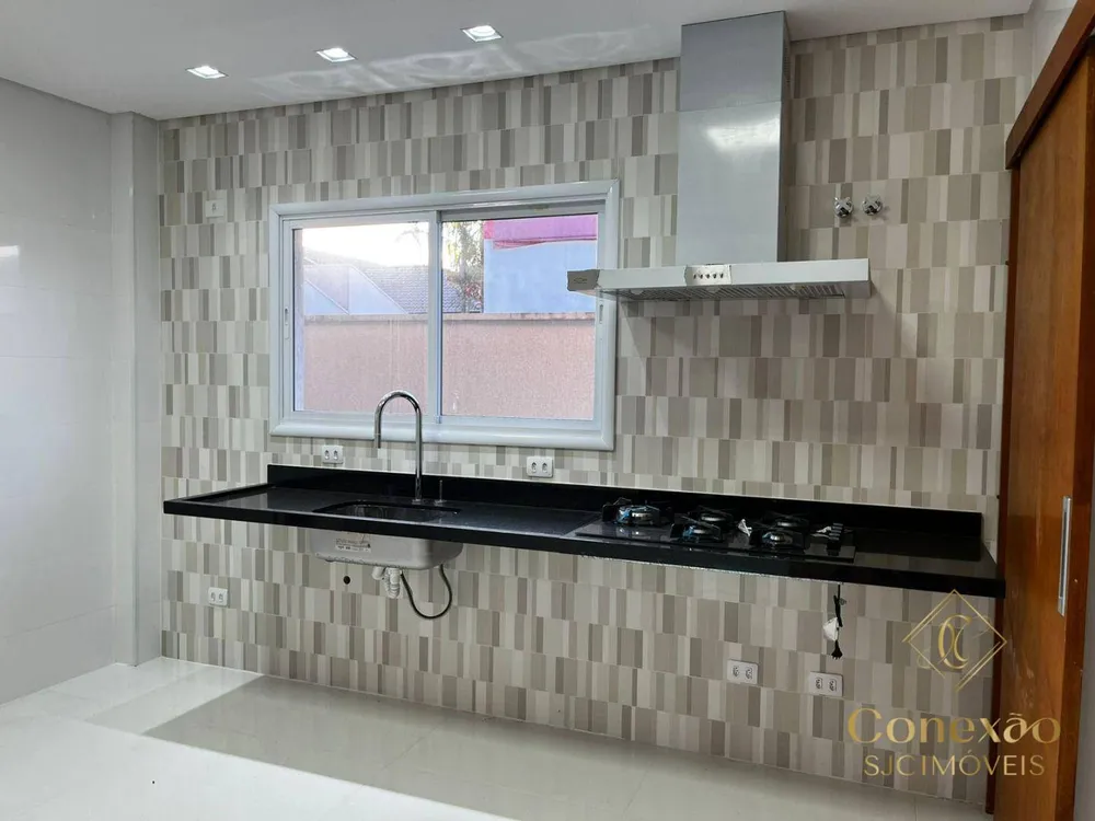 Sobrado, 3 quartos, 248 m² - Foto 6