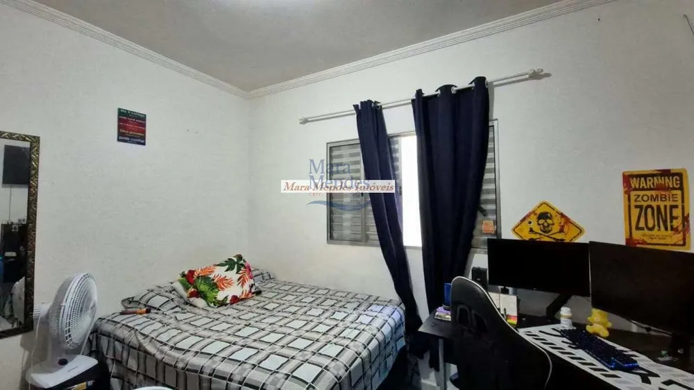 Casa, 4 quartos, 159 m² - Foto 1